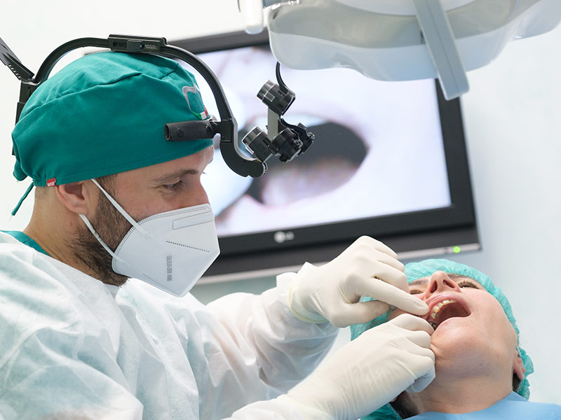 Angelo Banzi implantologia Studio Dentistico Banzi Dentista a Pieve di Cento | Studio Dentistico a Pieve di Cento | Studio Dentistico Banzi