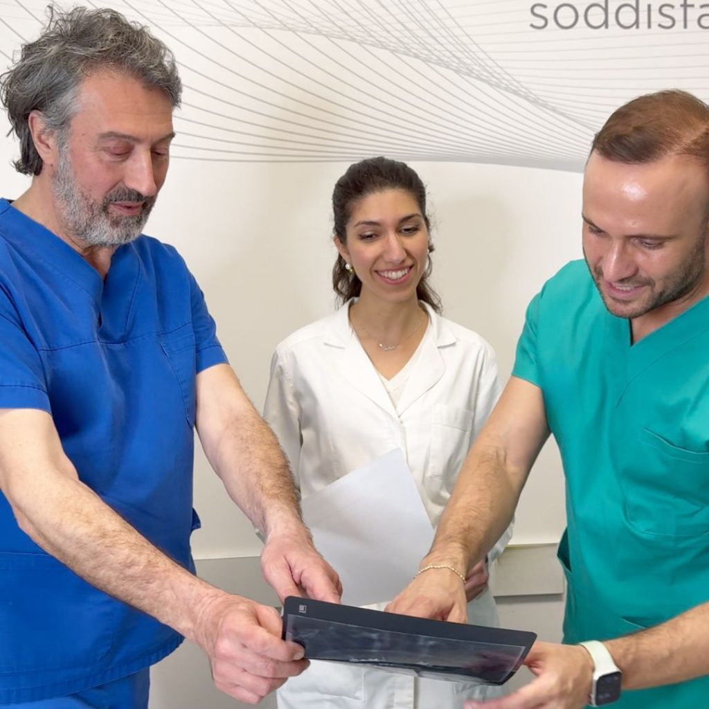 FOTO CI PRENDIAMO CURA DI TE - Dentista a Cento